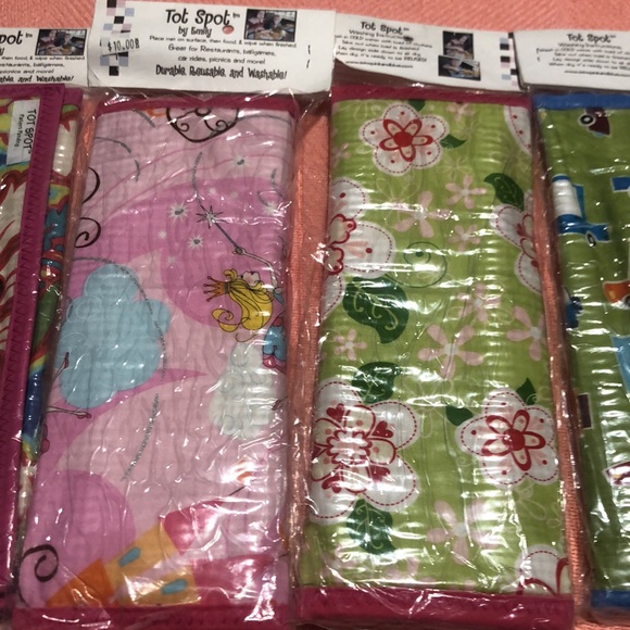 ⬇️⭐️ Tot Spot Washable and Reusable Children’s Placemats - UNISEX - Picture 9 of 12